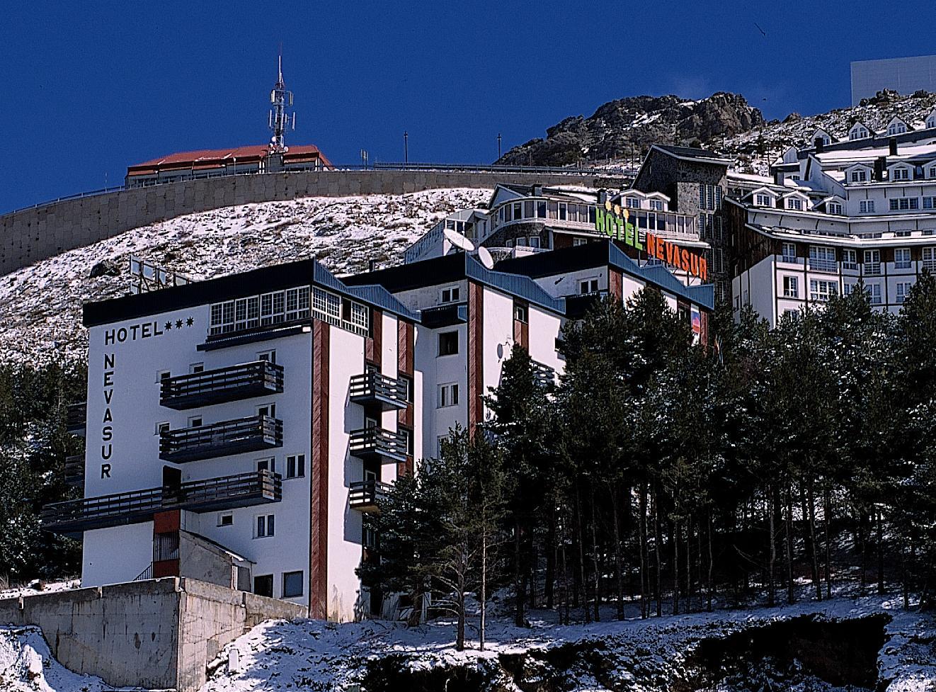 Hotel Nevasur Sierra Nevada Exterior photo